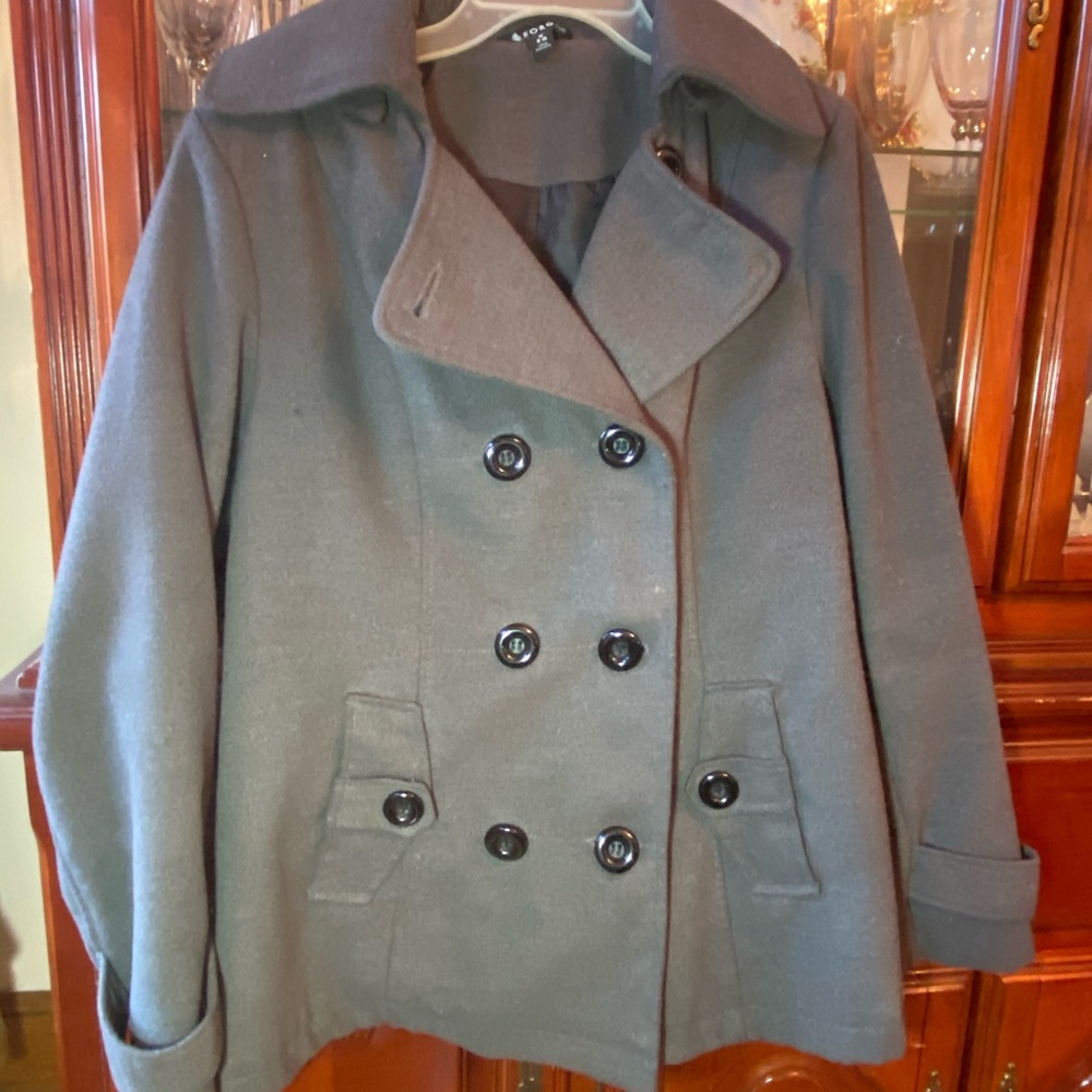Coat - Picture 2 of 3